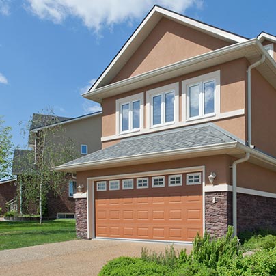 Front of house and driveway